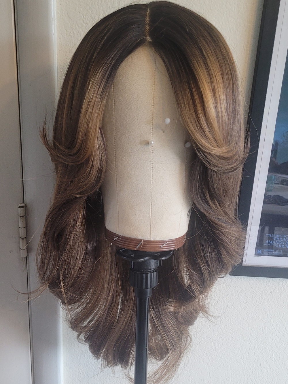 Charming Brunette Highlighted Women's Wig with Curtain Bangs